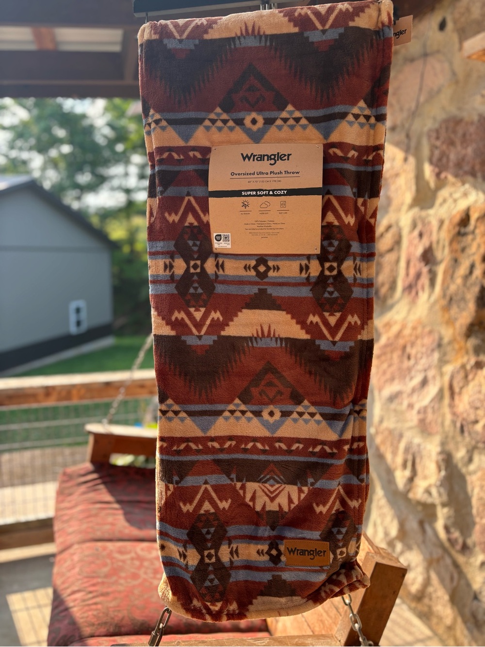Nwt Wrangler Oversized Ultra Plush Aztec Throw